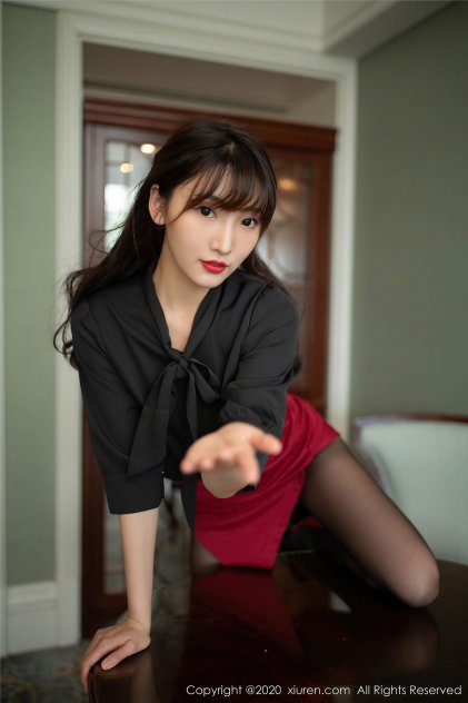 泡芙小姐